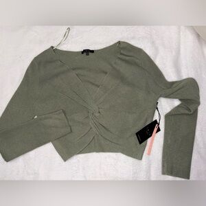Cropped Long Sleeve